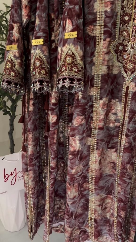 Maroon Floral Printed & Sequined Embellished Ethnic Kaftan – Available in One Colour Variant - Photo 5