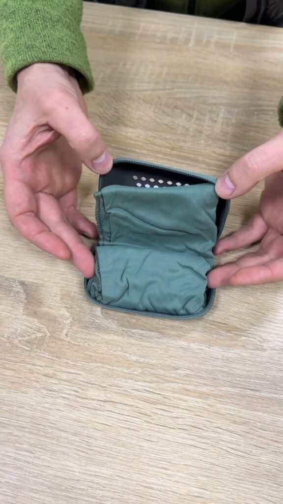Compact Foldable Travel Storage Pouch | Packable Zippered Organizer Bag for Clothes, Toiletries & Travel Essentials - Photo 1